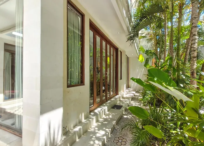 The Lavana Dzawani 3 Bedroom Villa Seminyak