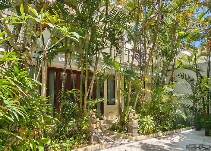 The Lavana Dzawani 3 Bedroom * Seminyak